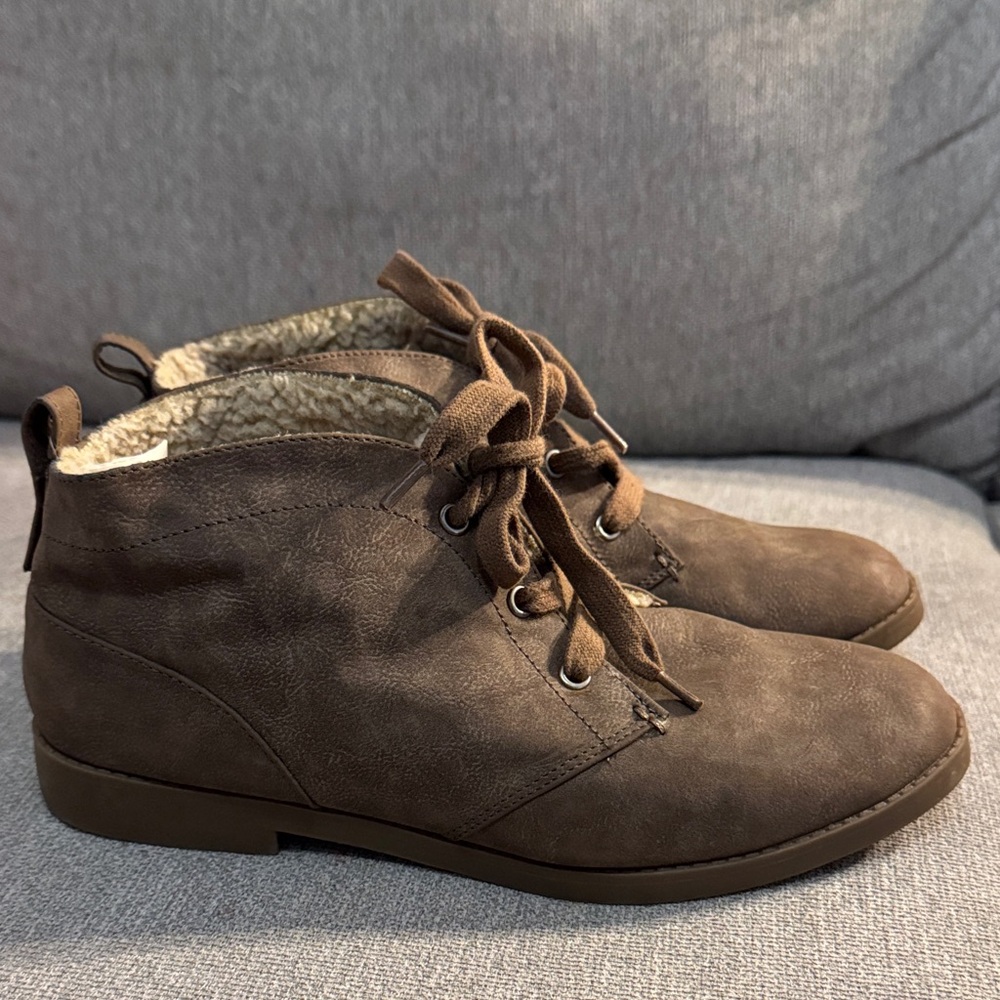 Rock & Candy Women's Brown Ankle Booties - Picture 3 of 6